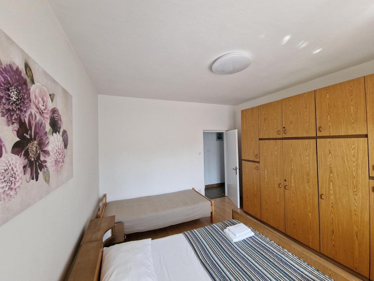 Apartment Sostaric Vrh  Buitenkant foto